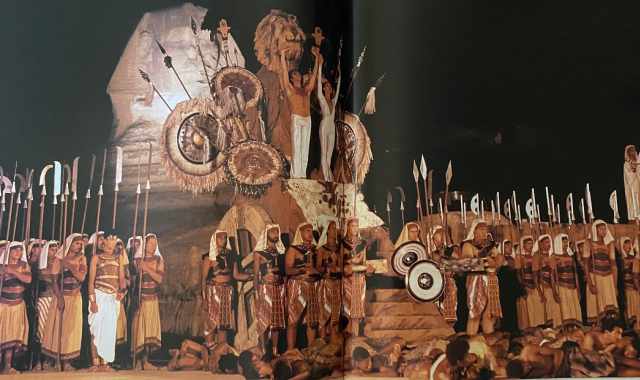 Bari, la storia dell'Orchestra del Petruzzelli e di quell'Aida rappresentata "sotto le Piramidi"  